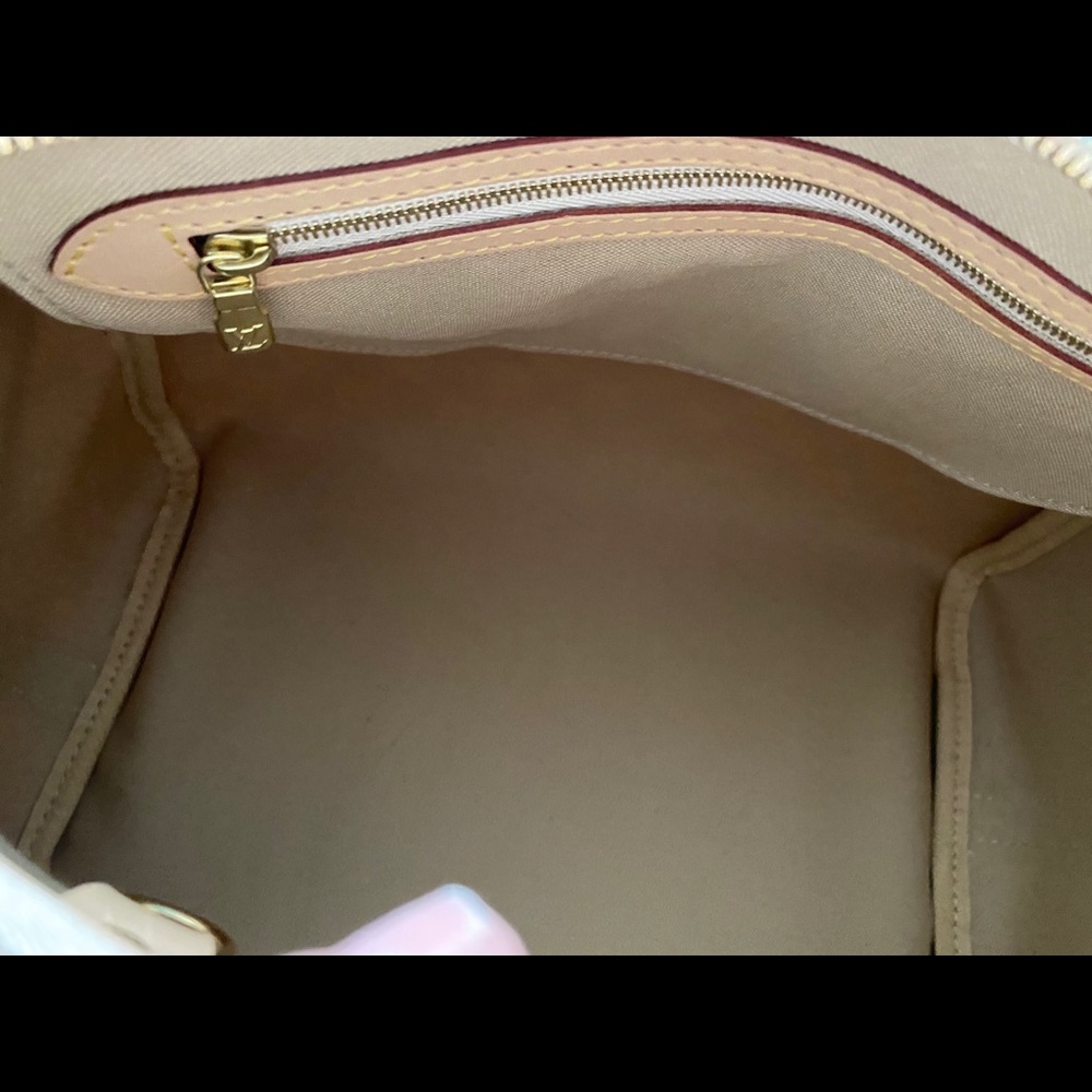 Authentic Louis Vuitton Speedy Bandouliere 30 - Picture 4 of 12